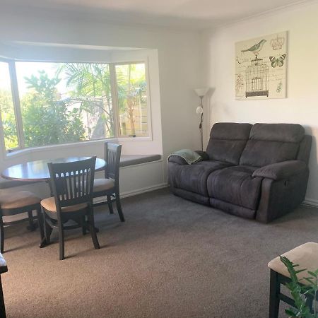 Bermuda B&B Папамоа Екстериор снимка