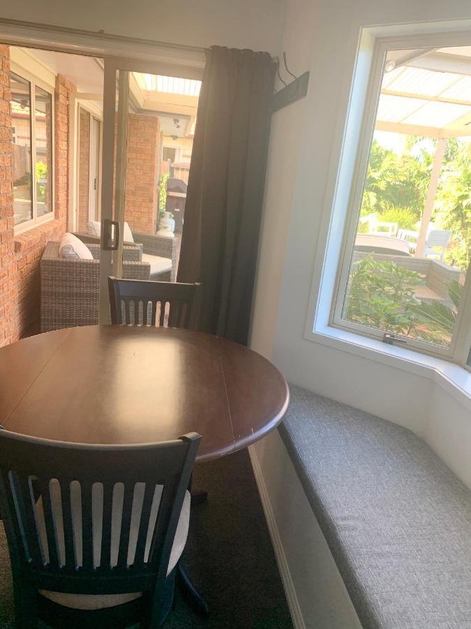 Bermuda B&B Папамоа Екстериор снимка