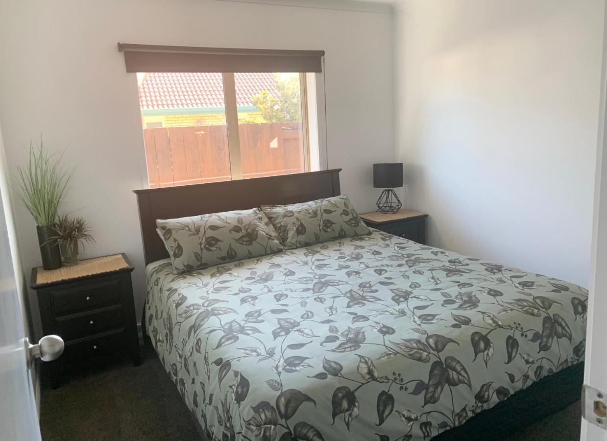 Bermuda B&B Папамоа Екстериор снимка